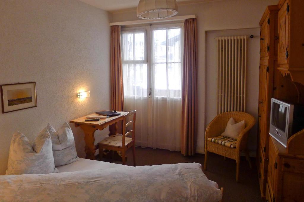 Hotel Romana Savognin Phòng bức ảnh